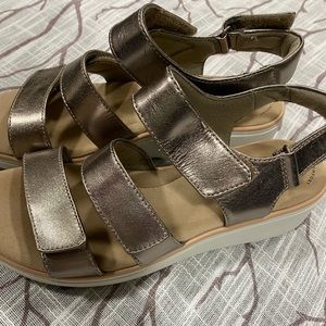 Ultimate comfort collection clarks size 9 used